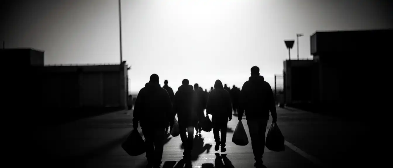 Иллюзия «европейской мечты»: почему тысячи мигрантов бегут из Сеуты обратно в Марокко